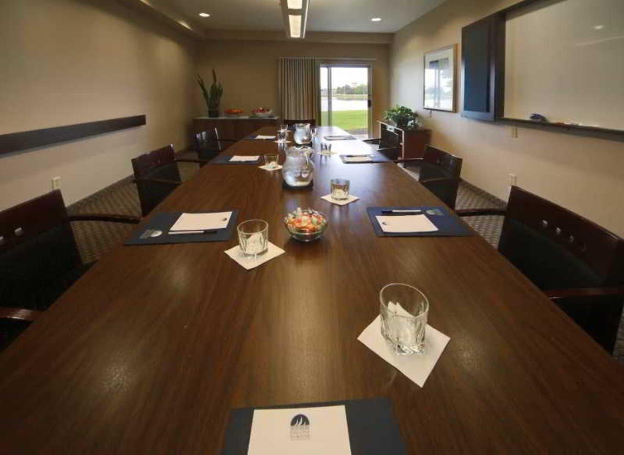 Executive Inn & Suites אוקלנד מראה חיצוני תמונה