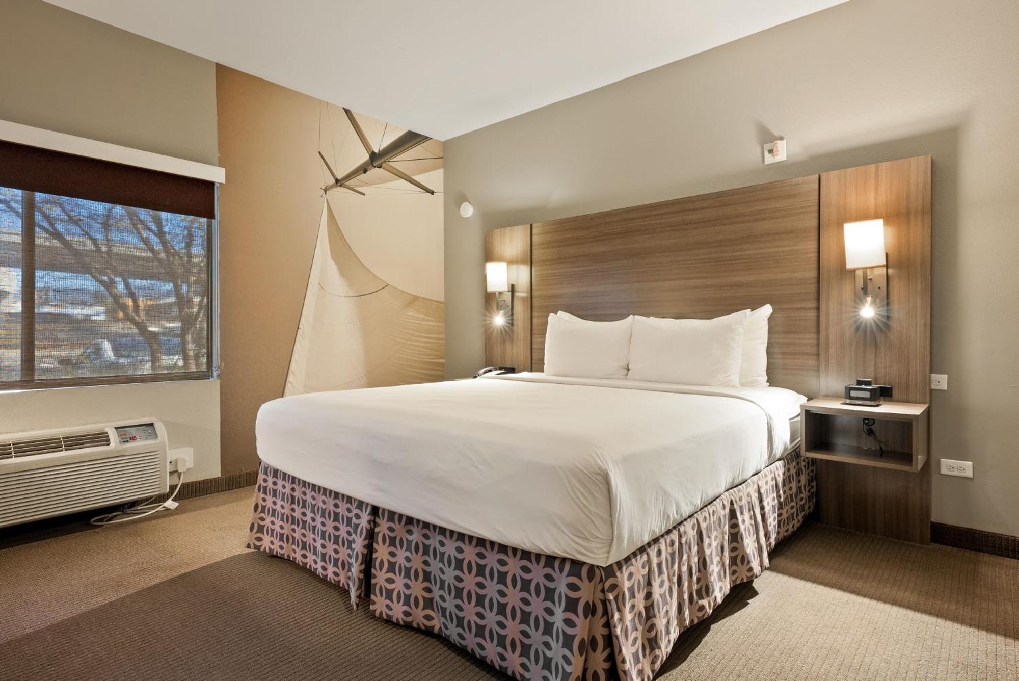 Executive Inn & Suites אוקלנד מראה חיצוני תמונה
